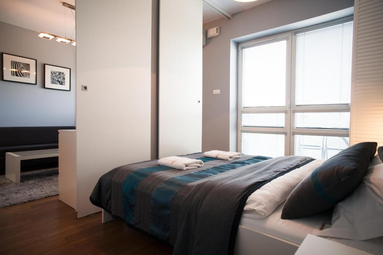 Platinum Towers Luxury Apartments Варшава Экстерьер фото