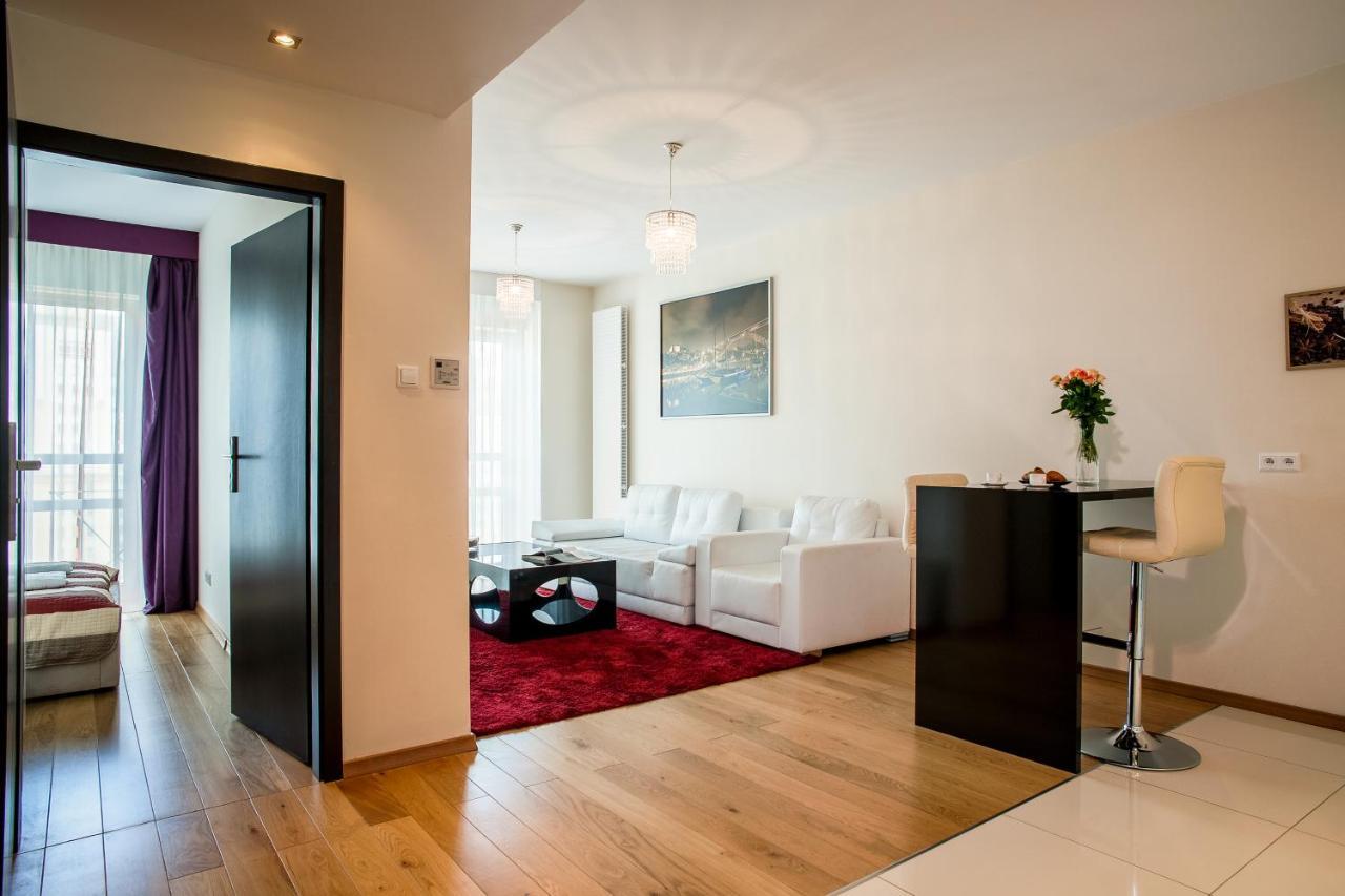 Platinum Towers Luxury Apartments Варшава Экстерьер фото